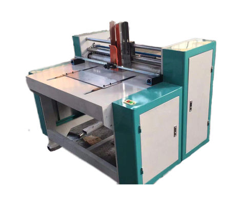 Machine de montage de boîtes de carton