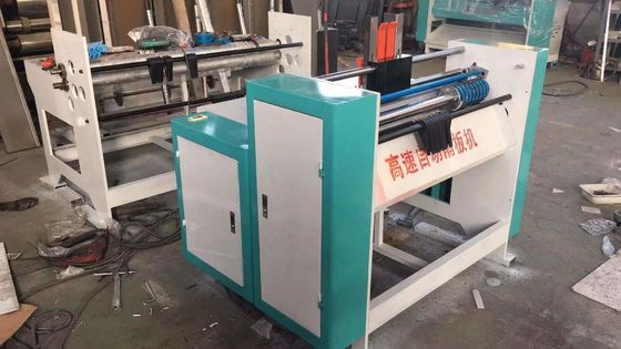 Machine de montage de boîtes de carton