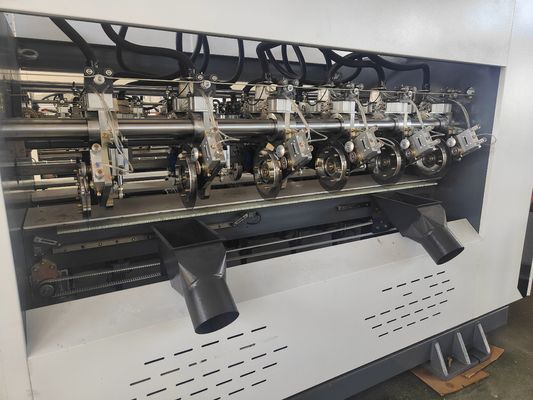 Machine à découper des couteaux minces entièrement automatique avec 3130*1260*2000 mm de dimension