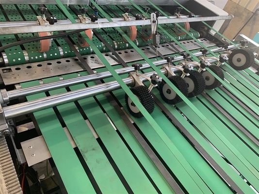 7700 kg Capacité de charge Machine de découpe transversale de type rouleau à feuille de papier
