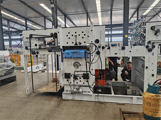 Machine automatique de découpe sous pression ondulée pour usine de fabrication ligne de production