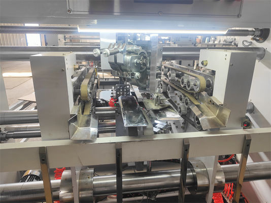 Hauteur maximale du papier 2900 mm Machine de couture de carton à haute vitesse semi-automatique à 2 pièces