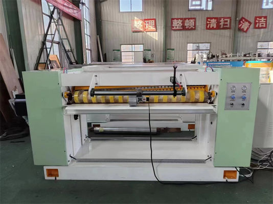 précision Nc Cut Off Machine pour la découpe automatisée du carton ondulé informatisé