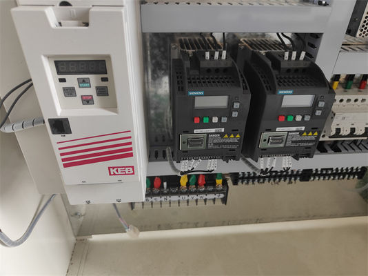 précision Nc Cut Off Machine pour la découpe automatisée du carton ondulé informatisé