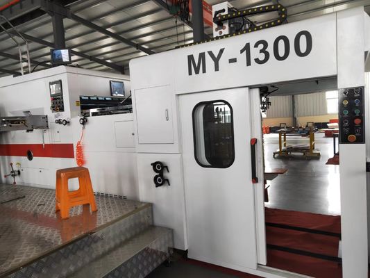 Machine à découper à la matrice à entraînement électrique pour les équipements de production de carton ondulé