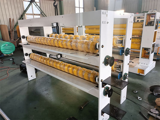 Améliorez votre production de boîtes de carton avec notre machine de découpe NC à double couche avancée