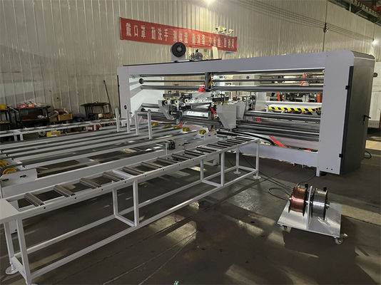 Machine de couture de boîtes de carton à double pièce semi-automatique pour différentes tailles de boîtes
