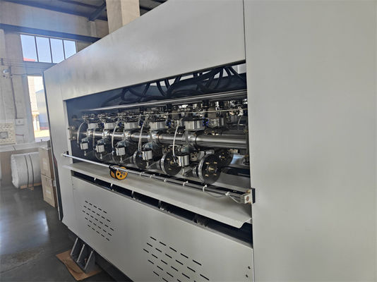 Machine à découper les plis à l'aide d'un ordinateur Nc Scorer à lame mince avec machine à empiler pour le carton ondulé