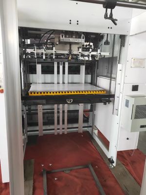 Machine automatique de crochetage à découpe sous pression de planches ondulées à haute précision