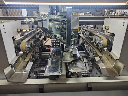 3200 KG Machine de couture à deux pièces semi-automatique pour la fabrication de boîtes ondulées