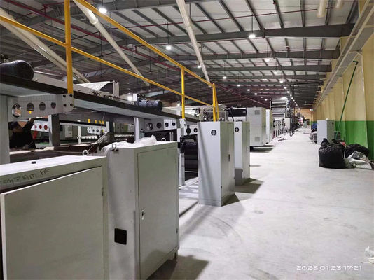 0.75KW sortie horizontale haute vitesse 5 plies carton ondulé ligne de production