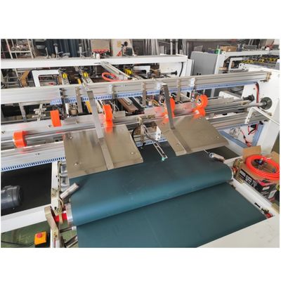 Collage automatique de feuilles en deux pièces pour les produits textiles