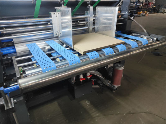 Machine de laminage à flûte à haute productivité semi-automatique à entraînement électrique