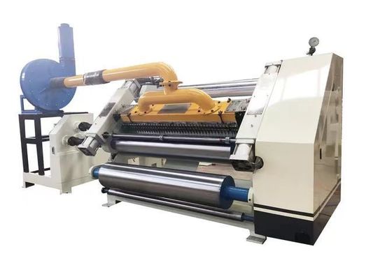 Matériau d'emballage en bois ligne de production de carton ondulé à deux plis en rouleau ou en feuille à face unique