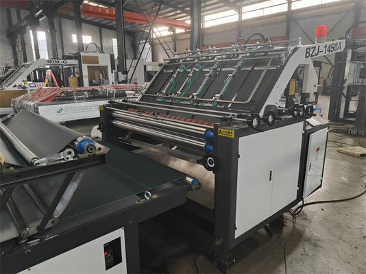 s Laminaire à flûte semi-automatique Un matériel de machine pour une lamination rapide et lisse