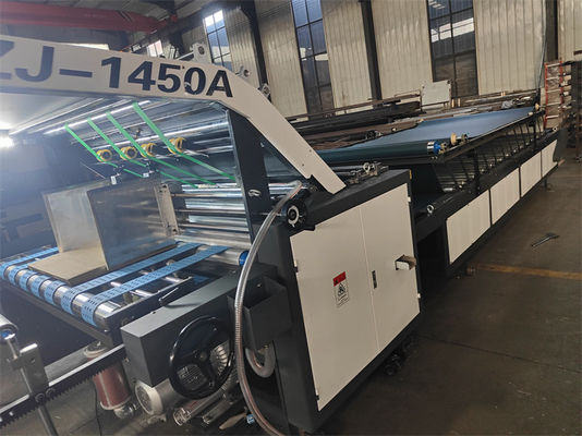 Machine de stratification à flûte pour des besoins d'emballage de haute productivité et de précision ± 1 mm