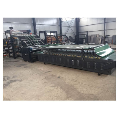 Machine de laminage automatique à haute vitesse 1300mm 3 couches de carton ondulé pour vêtements