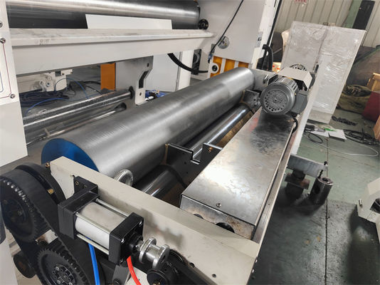 Machine automatique à facette unique de carton à grande vitesse 220V 1700 KG pour l'emballage de cartons