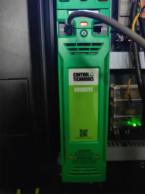Machine à courroyer 1400-2200 ligne de conditionnement modèle pour une précision de coupe de vitesse uniforme