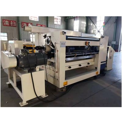Machine de fabrication de boîtes en carton ondulé à flûte à face unique pour magasins de vêtements 1700 KG