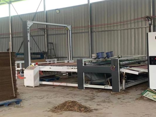 Machine de carton à empilage à grande vitesse de capacité 4500 kg pour la fabrication de cartons ondulés