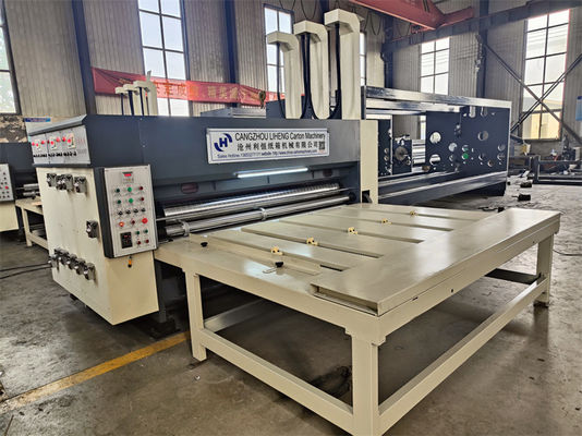 Semi-automatique 3 couleurs Flexo imprimerie à l'encre à fente machine à découper à la matrice avec alimentation en chaîne