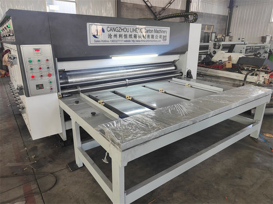 Machine à découper à la matrice pour la fabrication de papier