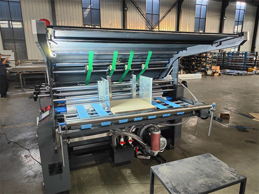 Machine de laminage de carton semi-automatique à facette unique à flûte