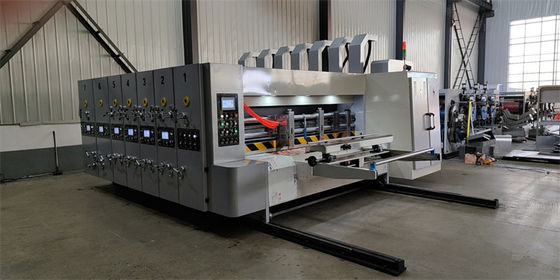 Machine d'impression et de découpe automatique pour l'impression de boîtes de carton ondulées