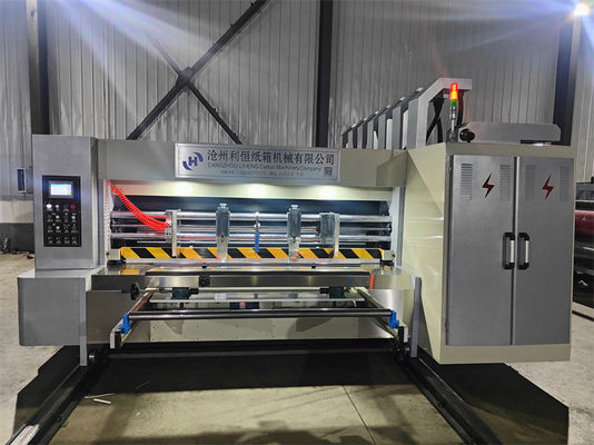 Automatique de pointe de l' alimentation Flexo quatre couleurs d'impression Slotting machine à découper à la matrice