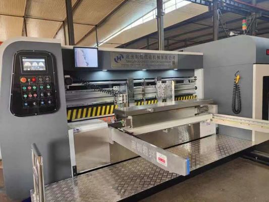 Machine à découper à la matrice pour la fabrication de papier carton