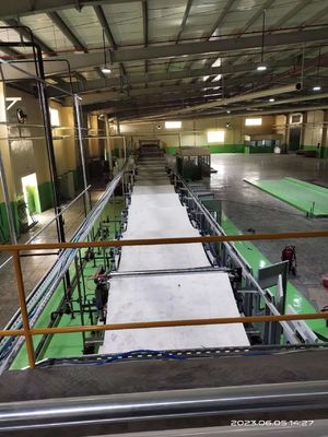 Machine de fabrication de boîtes de carton avec moteur principal servo de 12,5 kW