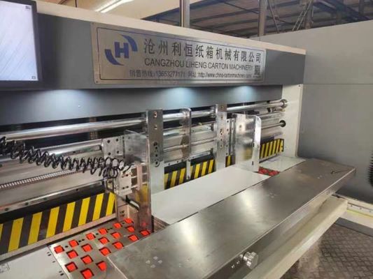 Machine d'impression flexographique à boîte de carton ondulée de qualité automatique à tension 380V