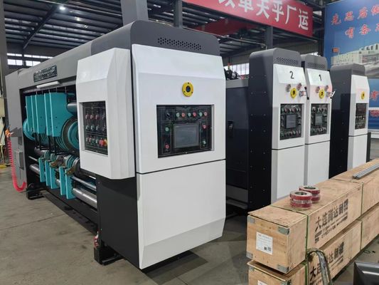 Machine d'impression flexopréciseuse de pointe pour le commerce de la corrugation avec traitement automatique