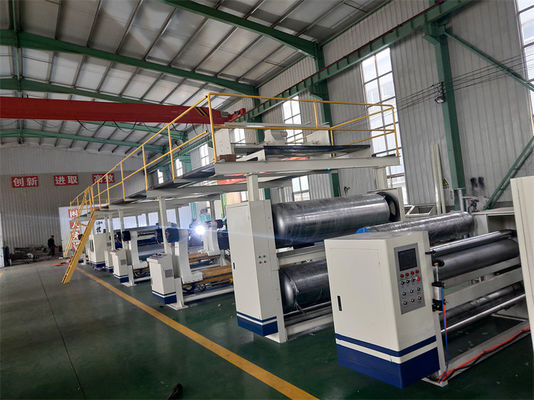 Ligne de production automatique de carton ondulé pour machine à former du papier