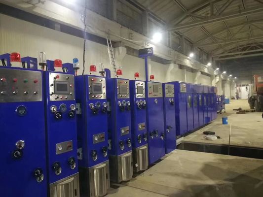 Machine à découper à la matrice pour la production de carton ondulé