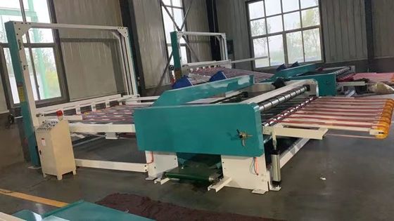 A/B/C/E/F/BC Largeur de flûte machine à empiler en carton ondulé pour le moulage du carton